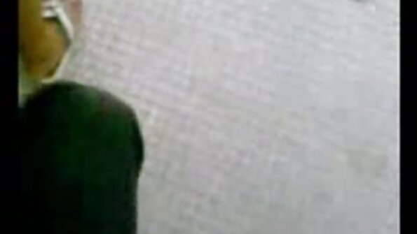 سلٹی عورت پیچھے سے چود گئی
